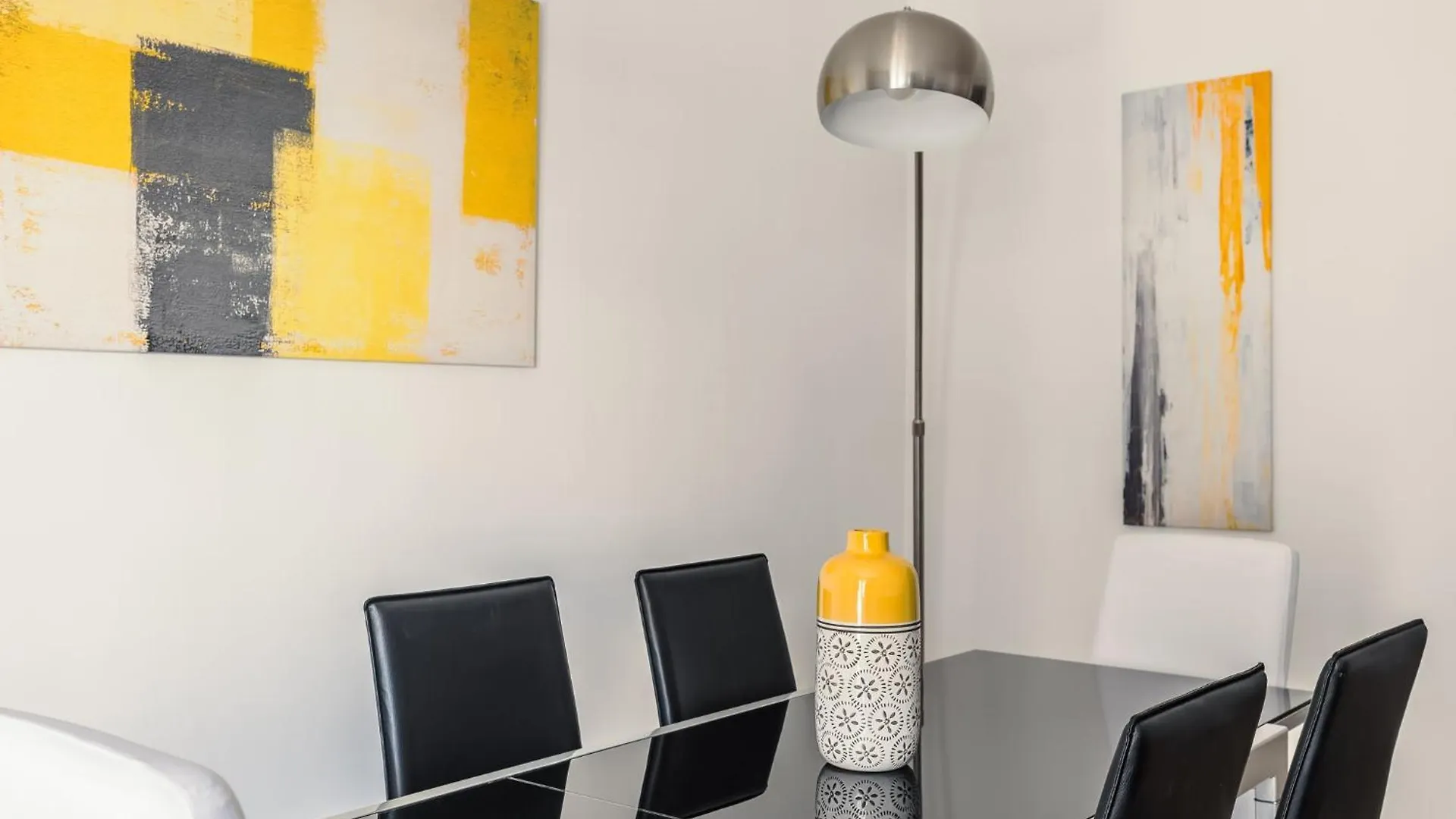 Apartment Costanza In Roma 0*,  Itália
