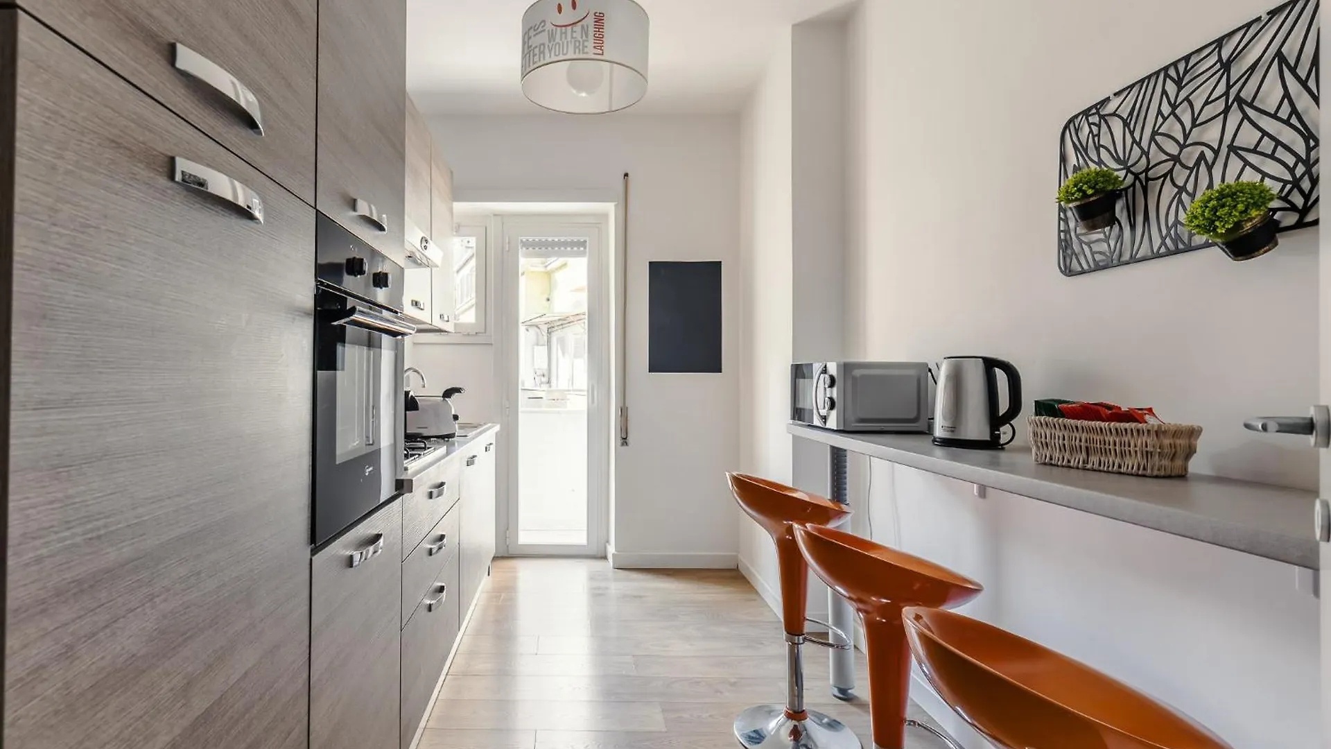 Apartment Costanza In Roma 0*,  Itália