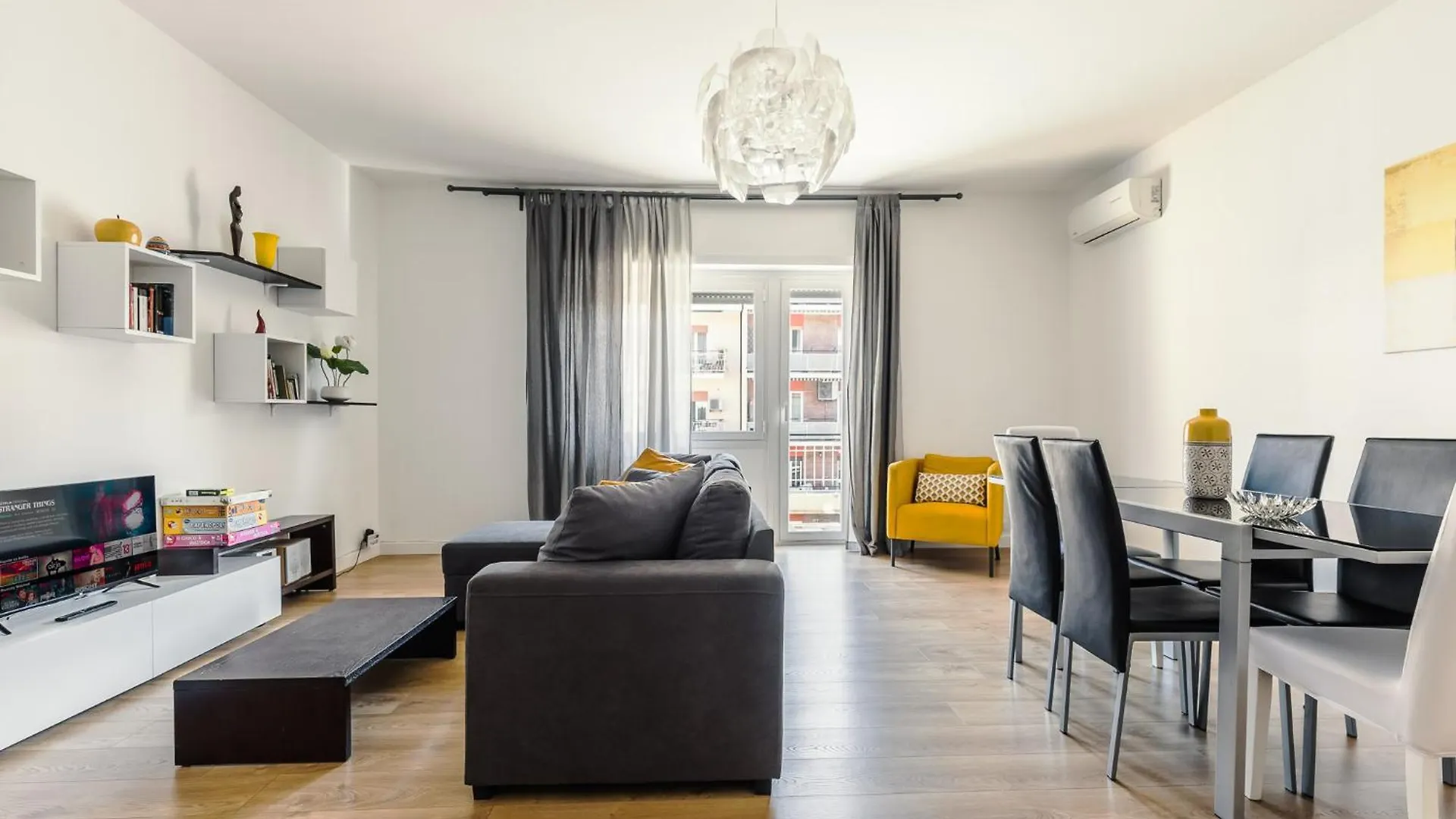 Apartment Costanza In Roma
