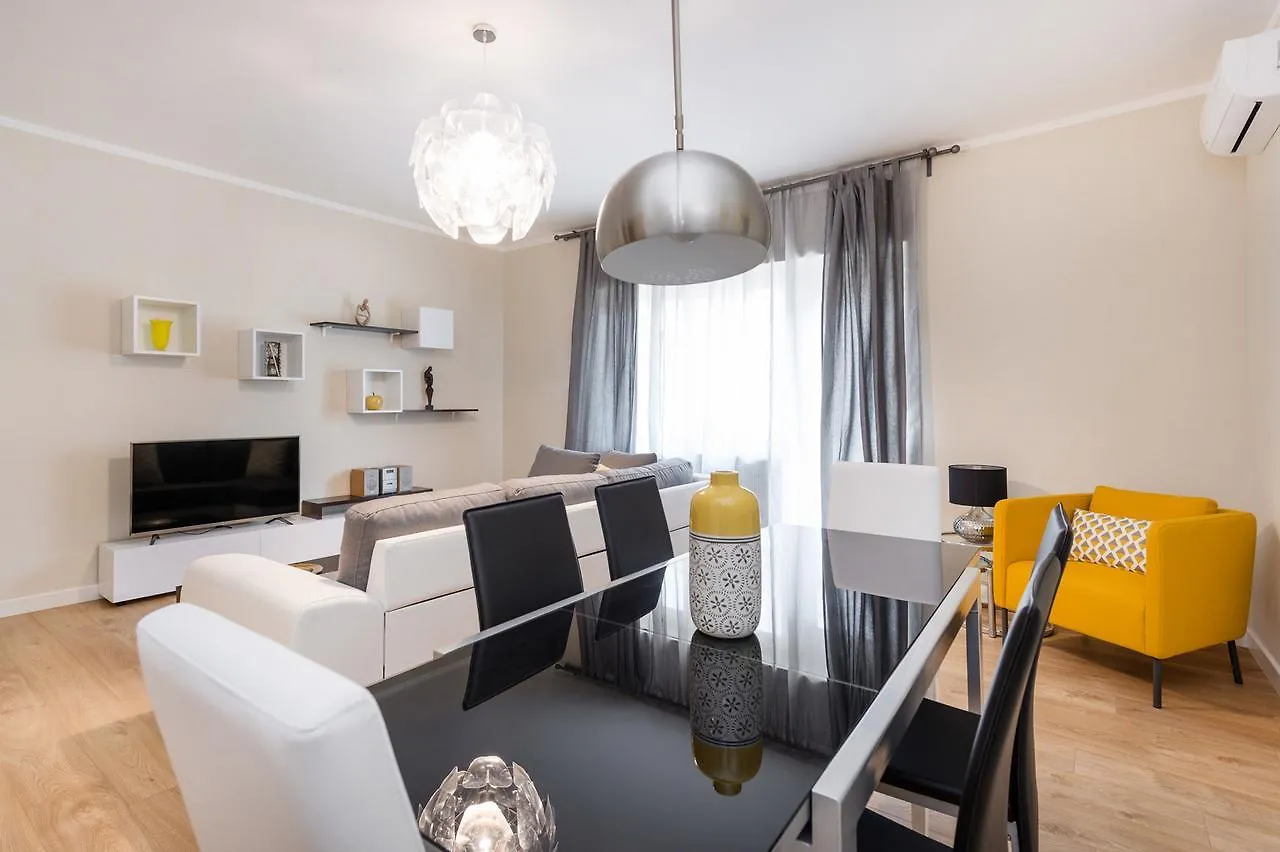 Apartment Costanza In Rome